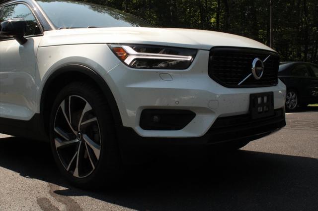 used 2021 Volvo XC40 car, priced at $21,877