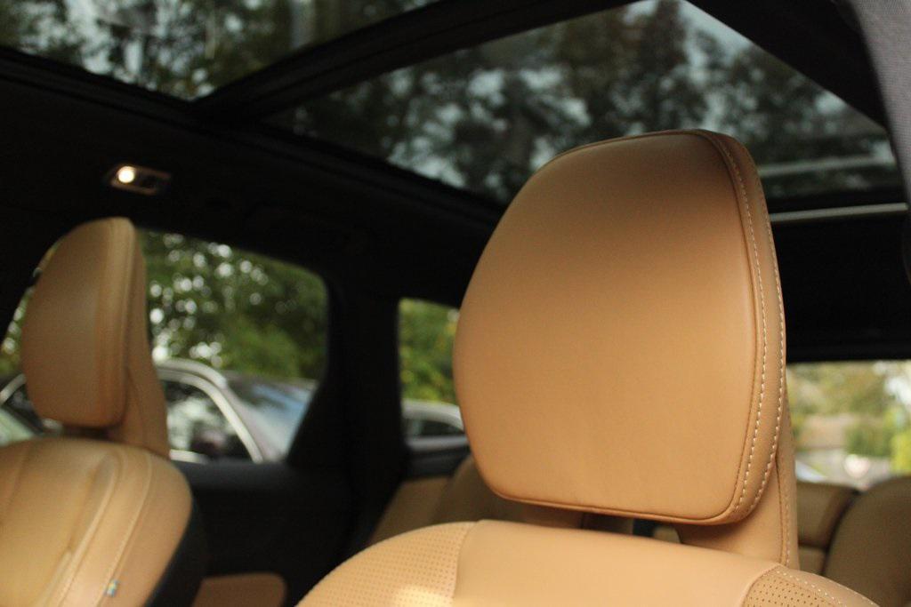 used 2021 Volvo XC60 car, priced at $24,069