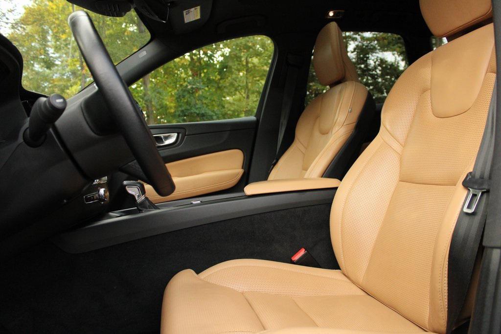 used 2021 Volvo XC60 car, priced at $24,069