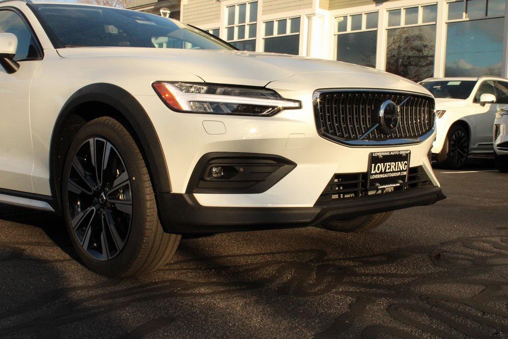 new 2026 Volvo V60 Cross Country car, priced at $62,145