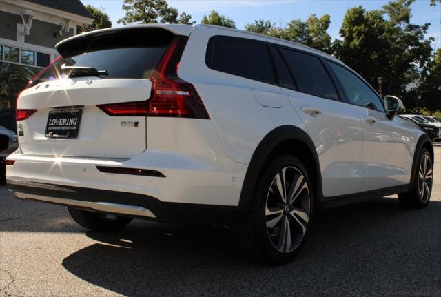 new 2025 Volvo V60 Cross Country car, priced at $55,025