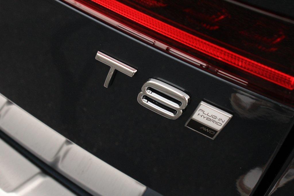 new 2026 Volvo XC60 Plug-In Hybrid car, priced at $81,605