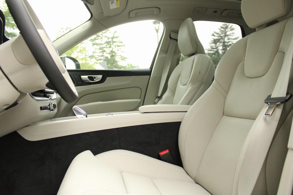 new 2026 Volvo XC60 car, priced at $63,935