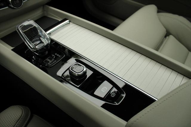 new 2026 Volvo XC60 car, priced at $63,935
