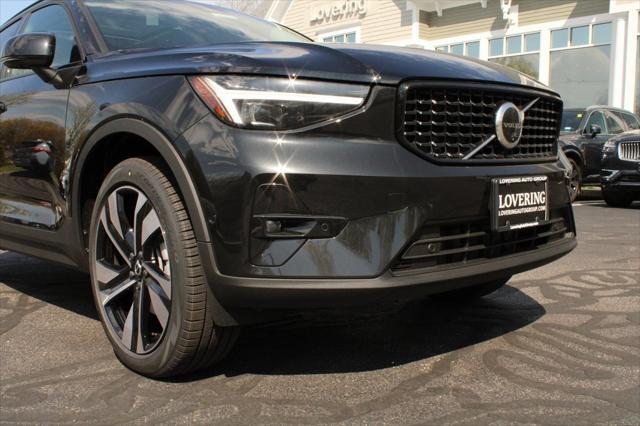 new 2025 Volvo XC40 car, priced at $51,565