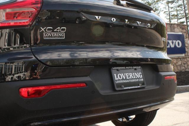 new 2025 Volvo XC40 car, priced at $51,565