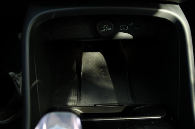 new 2025 Volvo XC40 car, priced at $51,565