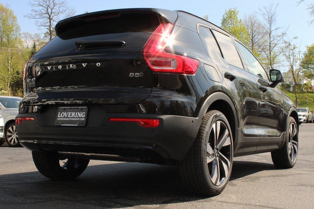 new 2025 Volvo XC40 car, priced at $51,565