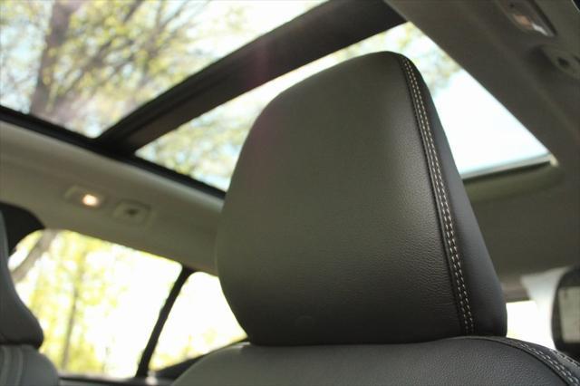 new 2025 Volvo XC40 car, priced at $51,565