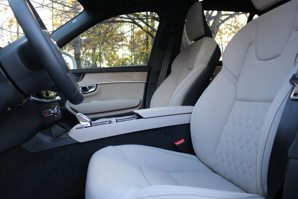 used 2025 Volvo XC90 Plug-In Hybrid car, priced at $69,577