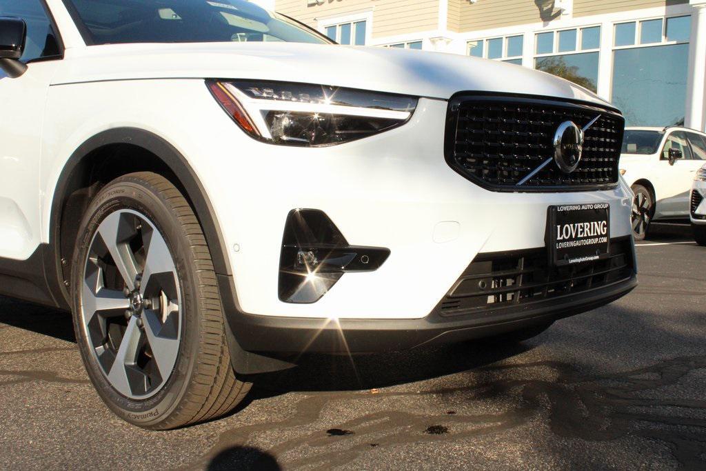 new 2026 Volvo XC40 car, priced at $50,150