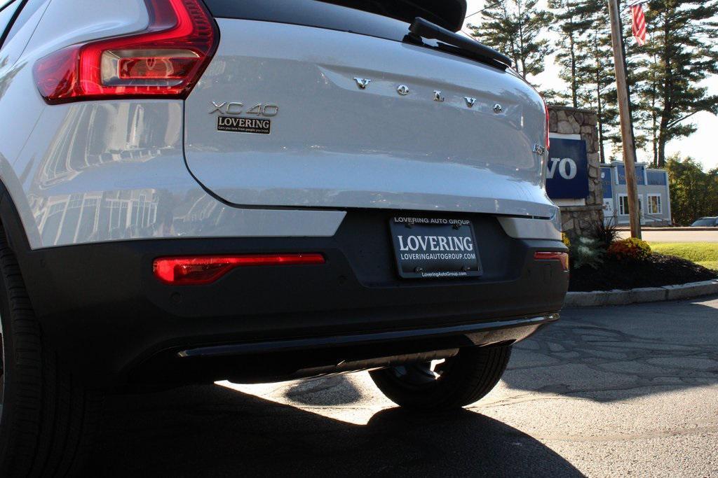 new 2026 Volvo XC40 car, priced at $50,150