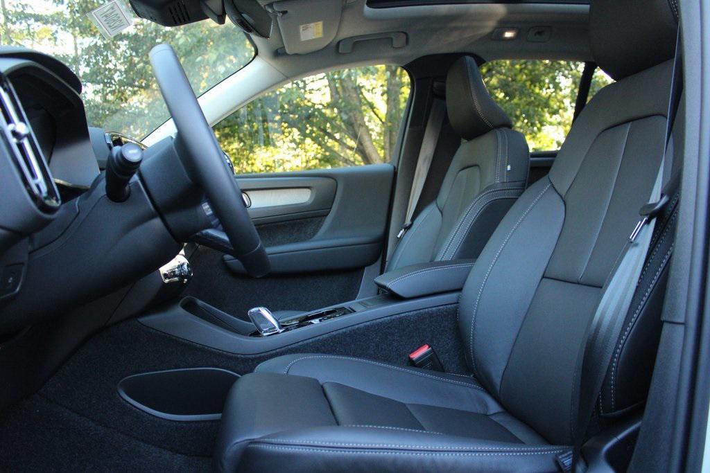 new 2026 Volvo XC40 car, priced at $50,150