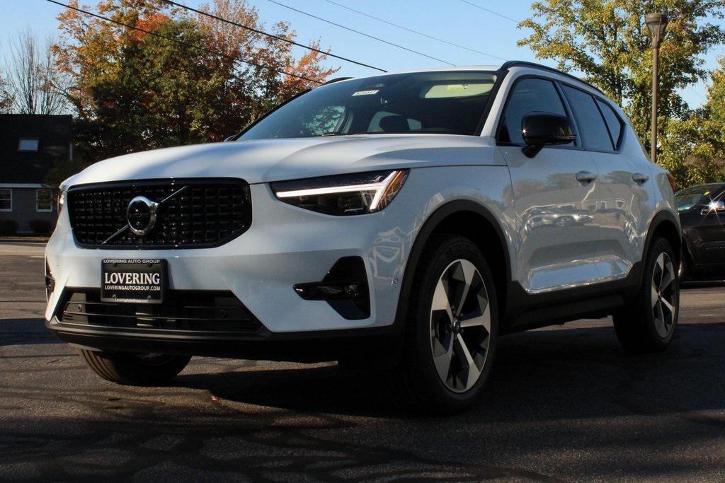 new 2026 Volvo XC40 car, priced at $50,150