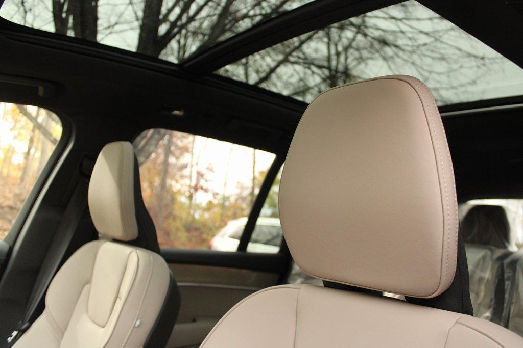 new 2026 Volvo XC90 Plug-In Hybrid car, priced at $81,875