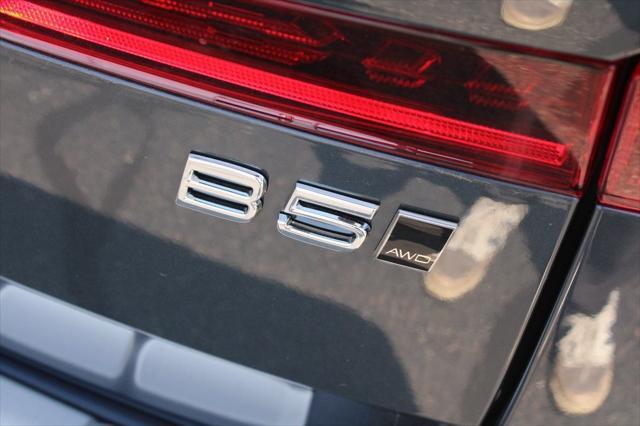new 2026 Volvo XC60 car, priced at $57,985