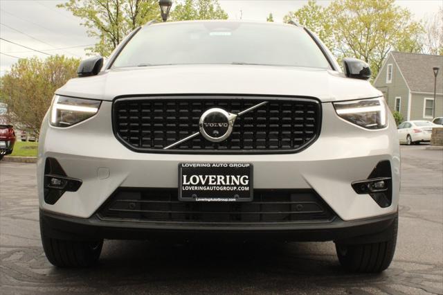 new 2025 Volvo XC40 car, priced at $51,565