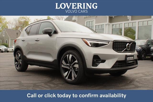 new 2025 Volvo XC40 car, priced at $51,565