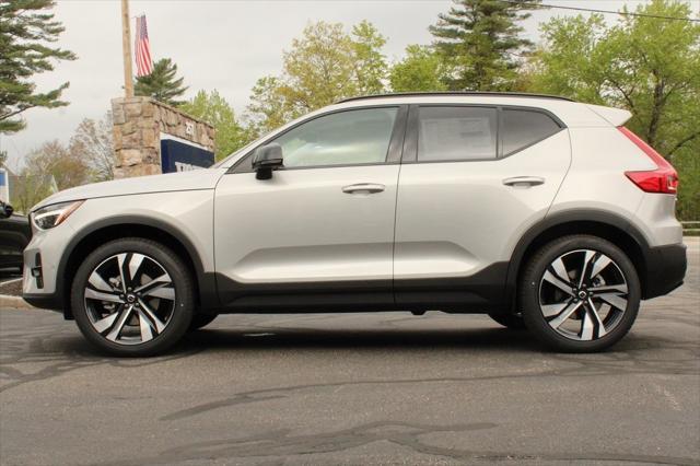 new 2025 Volvo XC40 car, priced at $51,565