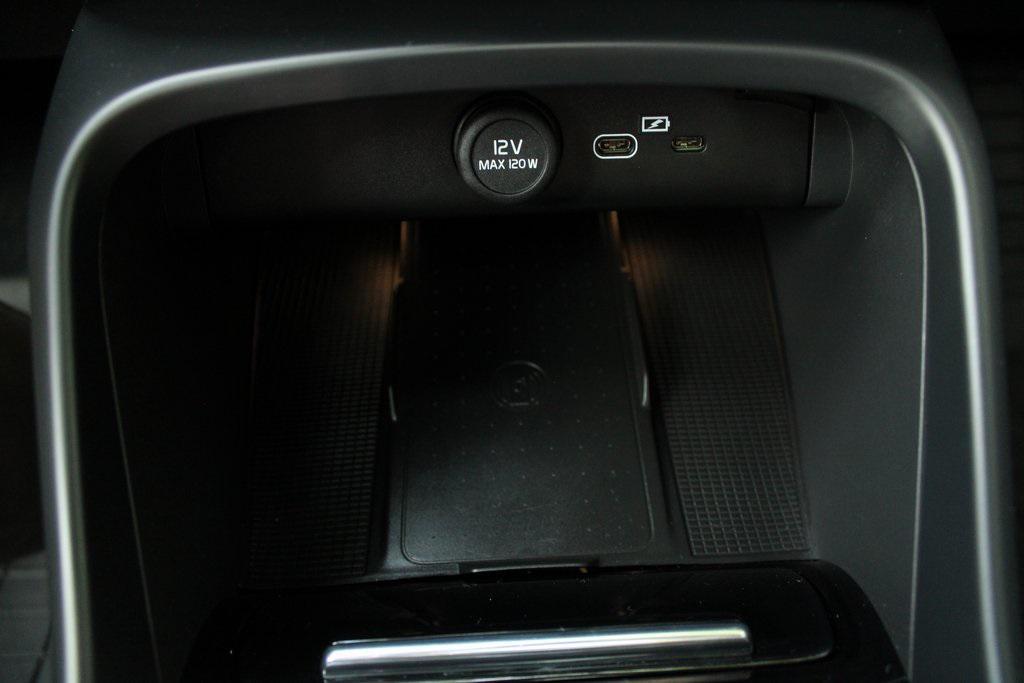 used 2023 Volvo XC40 car, priced at $35,251