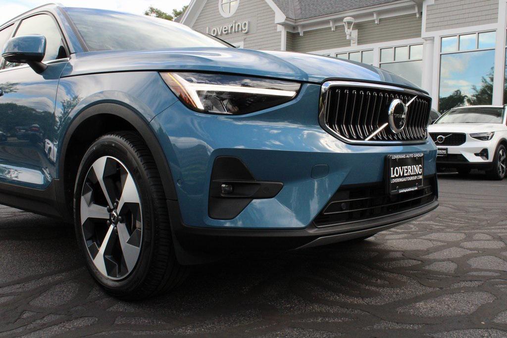 used 2023 Volvo XC40 car, priced at $35,251
