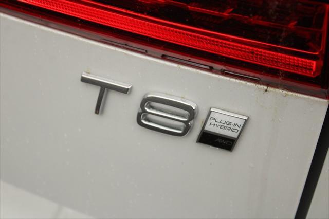 new 2025 Volvo XC60 Plug-In Hybrid car, priced at $66,260