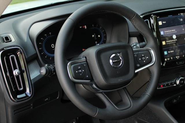 new 2025 Volvo XC40 car, priced at $48,315