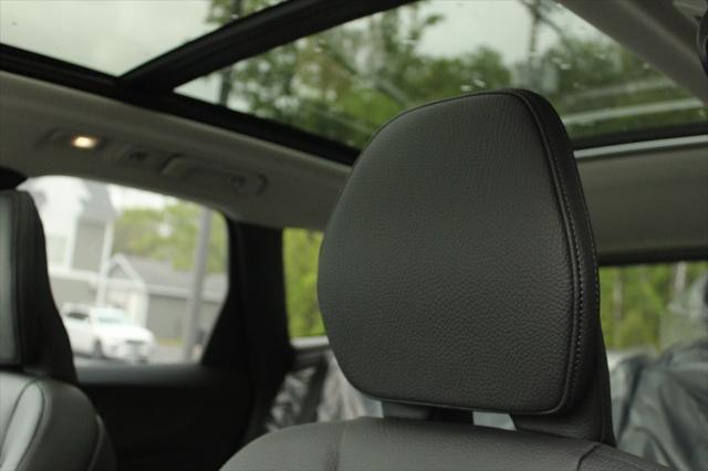 new 2025 Volvo XC60 Plug-In Hybrid car, priced at $66,260