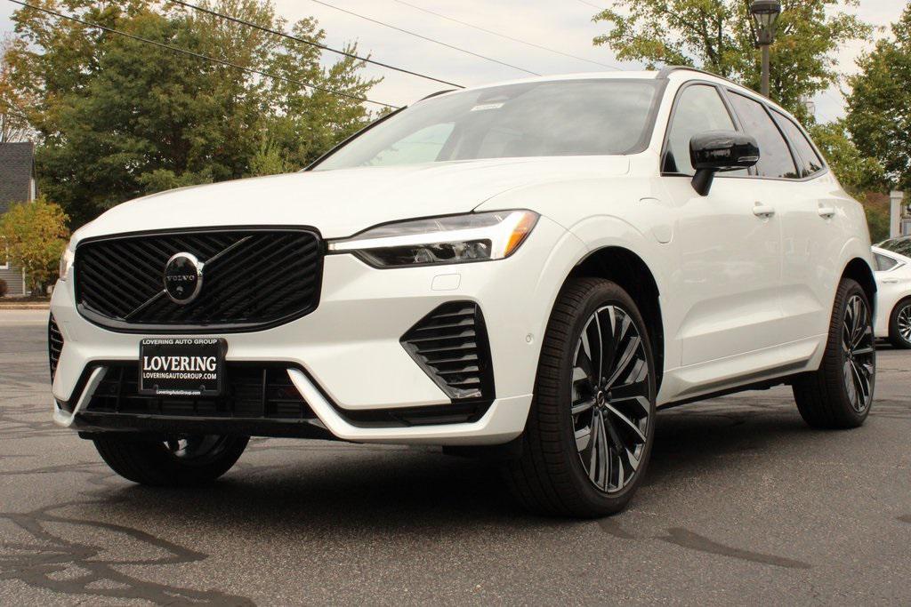new 2026 Volvo XC60 Plug-In Hybrid car, priced at $74,825