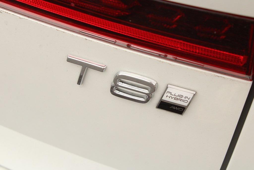 new 2026 Volvo XC60 Plug-In Hybrid car, priced at $74,825