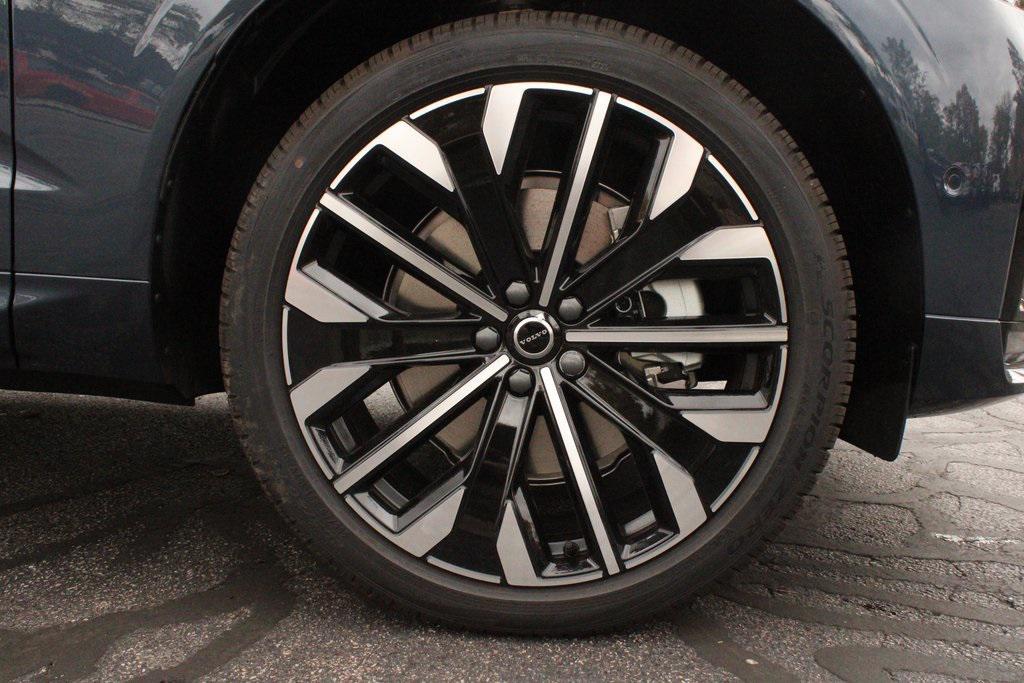 new 2026 Volvo XC60 car, priced at $70,745