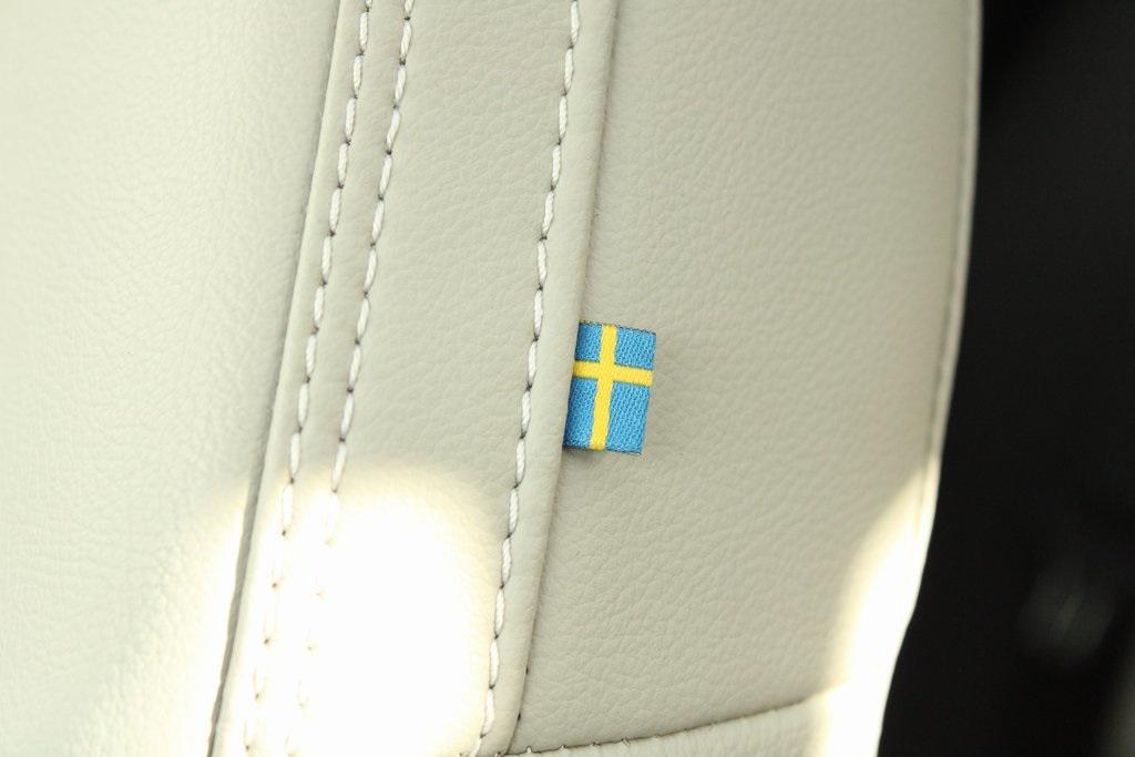 used 2024 Volvo XC40 car, priced at $33,977