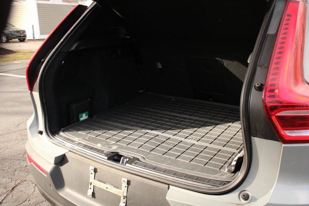 used 2024 Volvo XC40 car, priced at $33,977