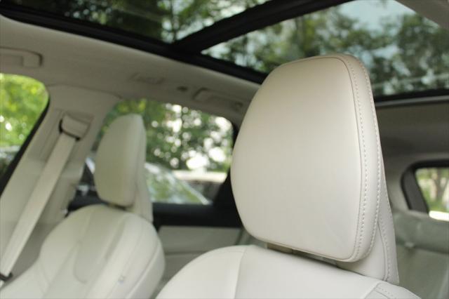 new 2026 Volvo XC60 Plug-In Hybrid car, priced at $80,310