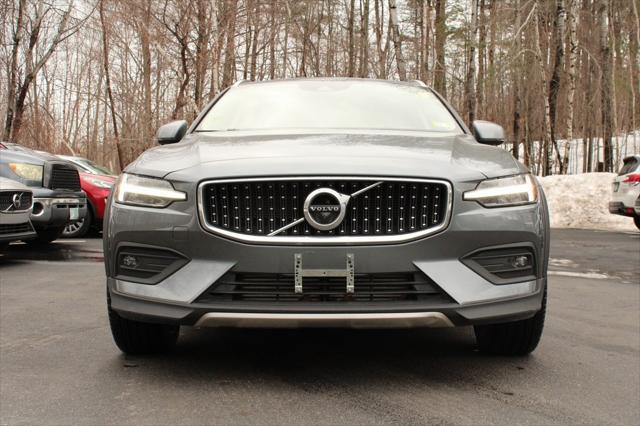 used 2020 Volvo V60 Cross Country car, priced at $33,997