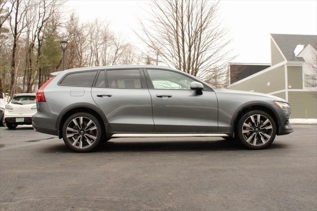 used 2020 Volvo V60 Cross Country car, priced at $33,997