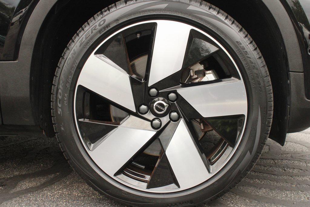 used 2023 Volvo C40 Recharge Pure Electric car, priced at $33,595