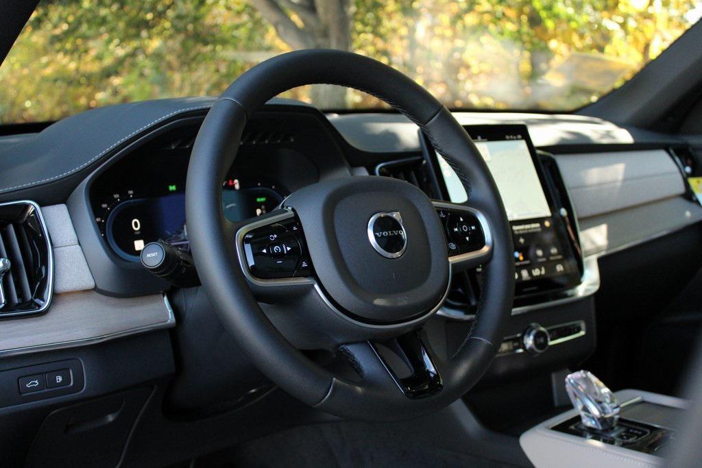 new 2025 Volvo XC90 Plug-In Hybrid car, priced at $75,095