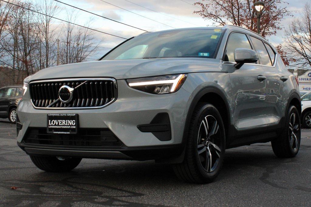 used 2025 Volvo XC40 car, priced at $33,298