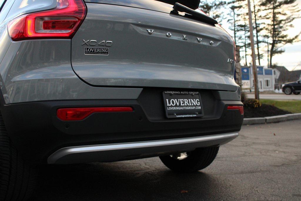 used 2025 Volvo XC40 car, priced at $33,298