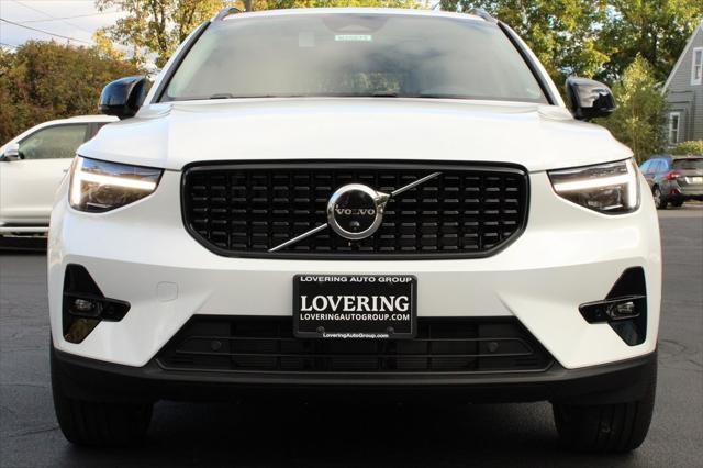 new 2025 Volvo XC40 car, priced at $47,145