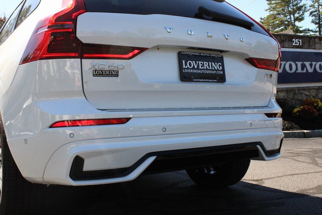 new 2026 Volvo XC60 car, priced at $57,985