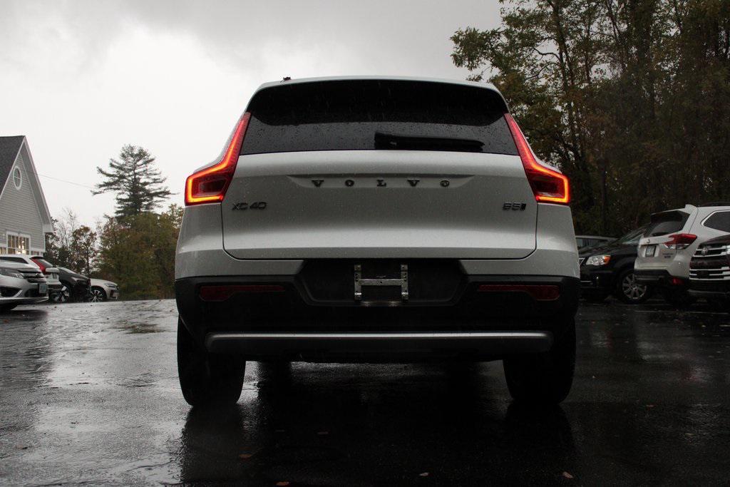 used 2025 Volvo XC40 car, priced at $33,615