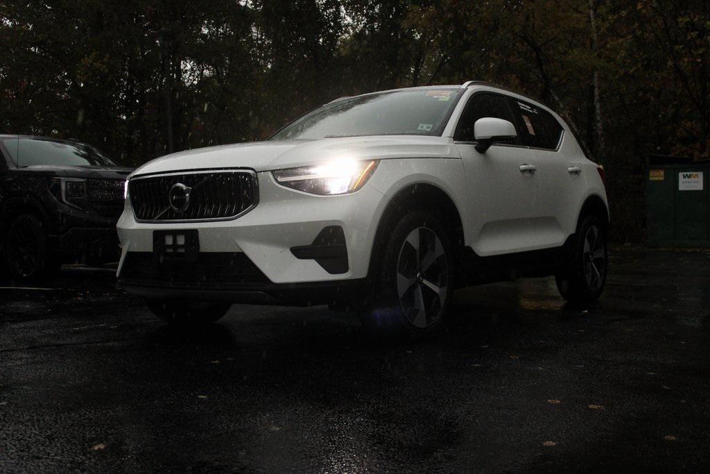 used 2025 Volvo XC40 car, priced at $33,615