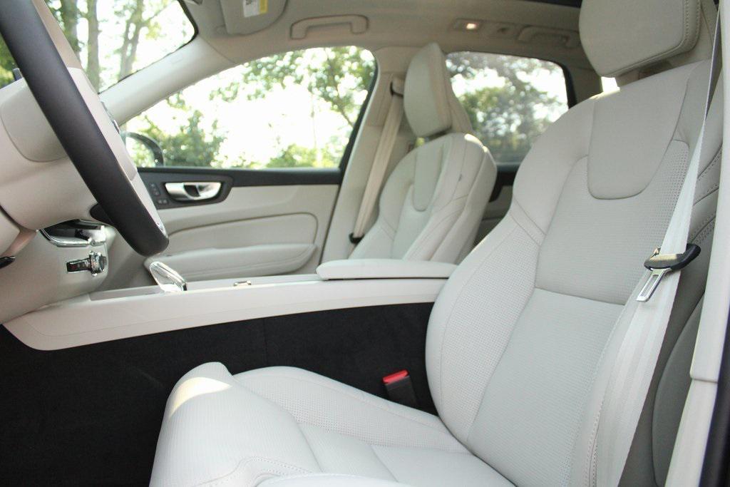 new 2026 Volvo XC60 car, priced at $63,935