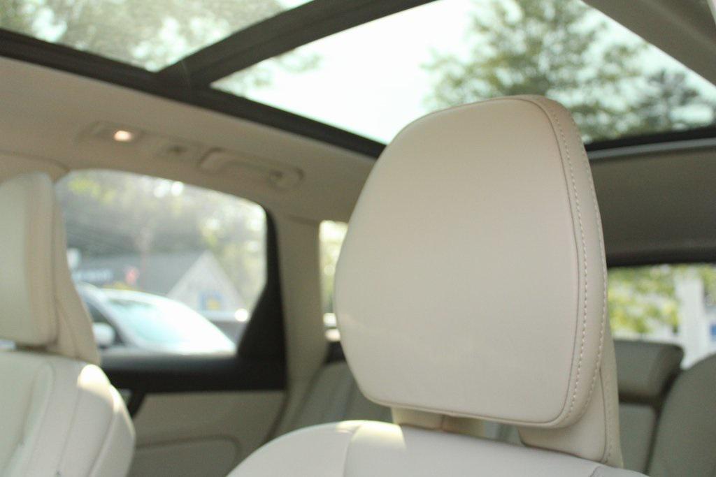 new 2026 Volvo XC60 car, priced at $63,935