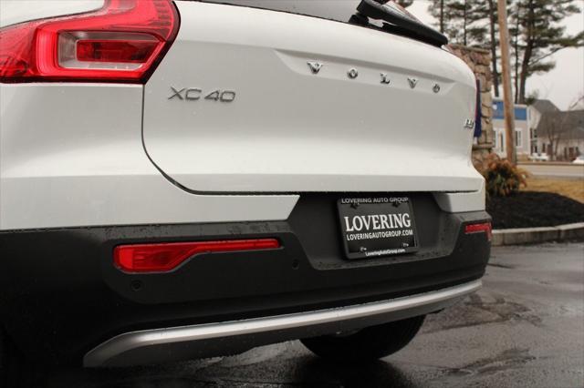 new 2025 Volvo XC40 car, priced at $46,035