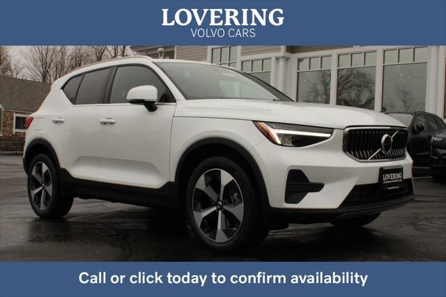 new 2025 Volvo XC40 car, priced at $46,035