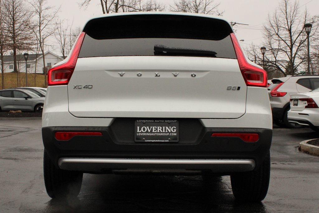 new 2025 Volvo XC40 car, priced at $46,035
