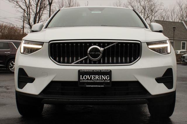 new 2025 Volvo XC40 car, priced at $46,035